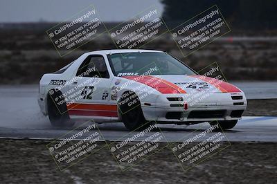 media/Nov-15-2025-CalClub SCCA (Sat) [[7bfa5a7151]]/Race/Group 6/